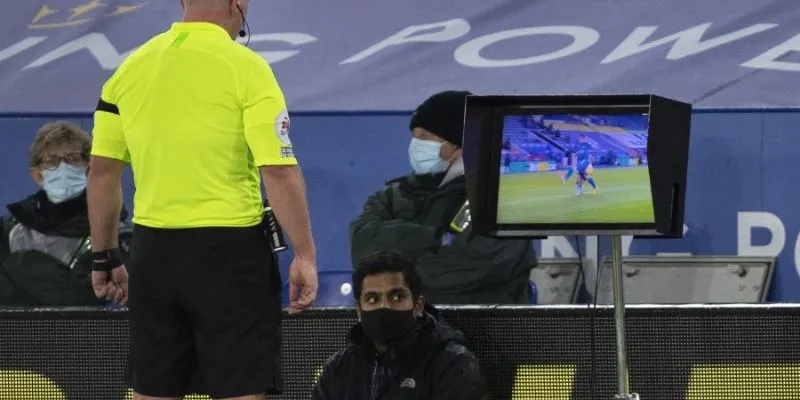 Trường hợp áp dụng công nghệ VAR